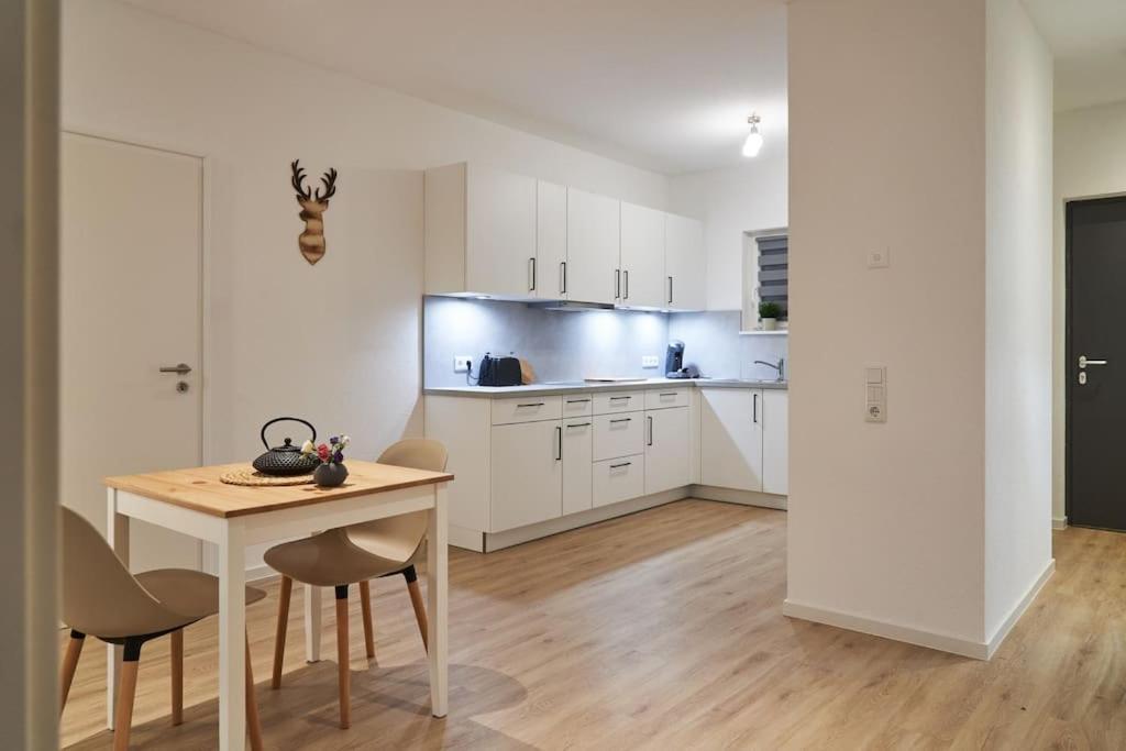 Apartment Wohnen Auf Zeit & Ferien In Wehr - *